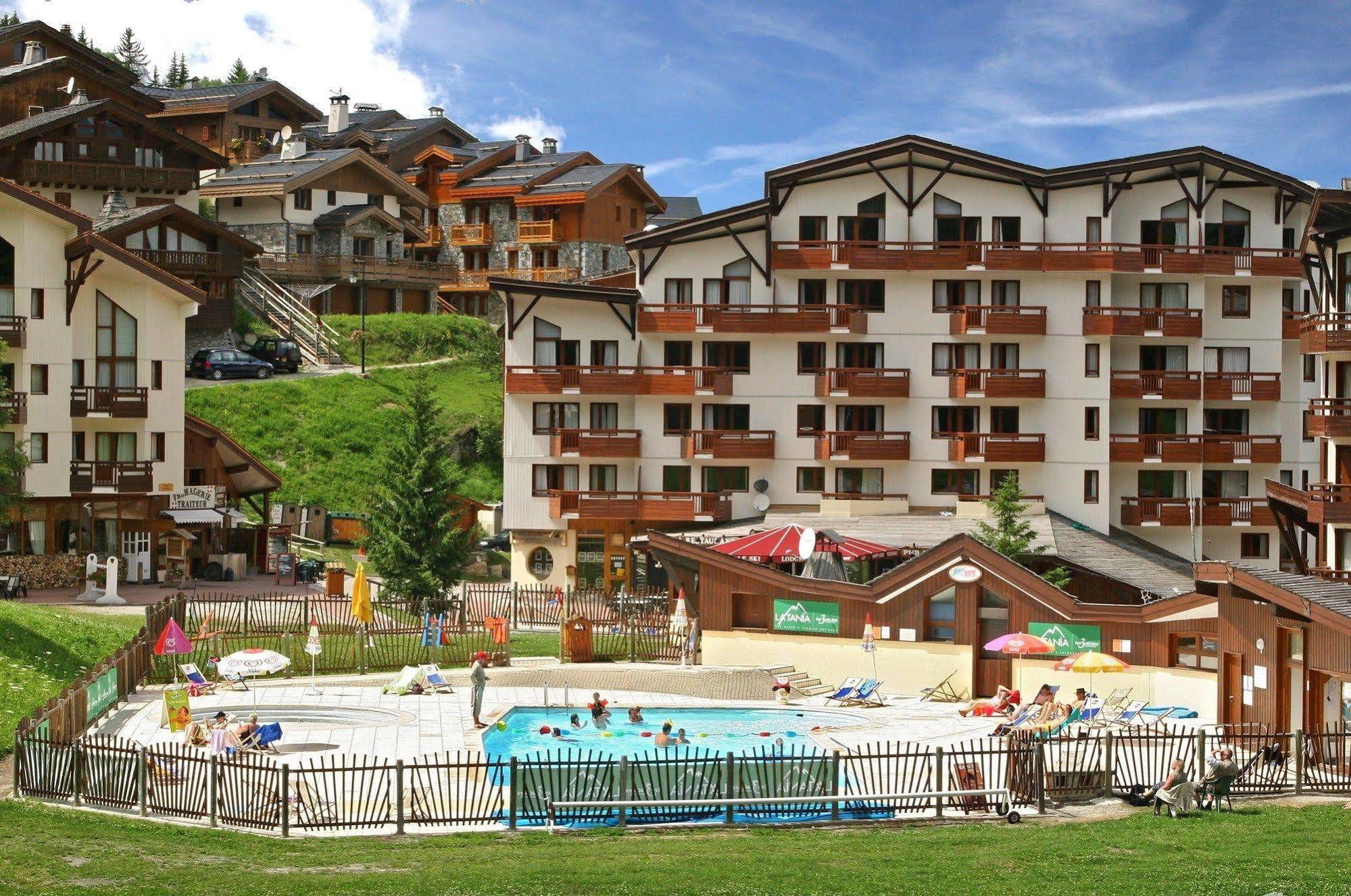 Residence Pierre & Vacances Le Britania La Tania Eksteriør bilde